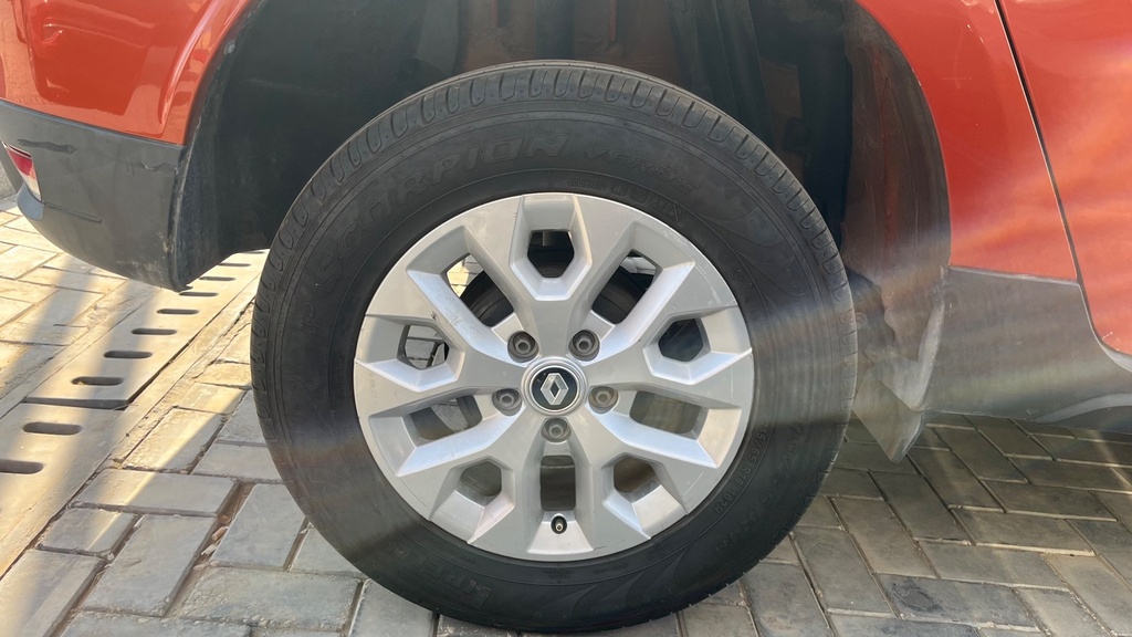 RR R TIRE