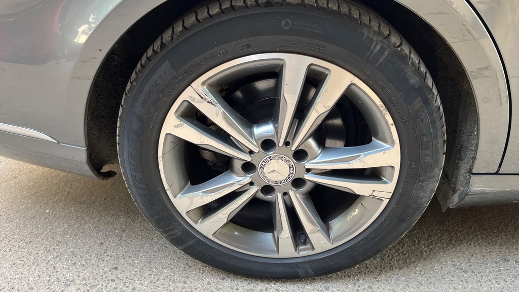 RR R TIRE