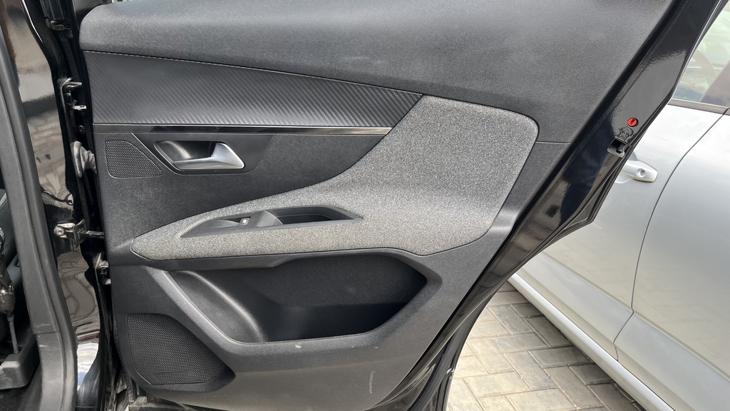 RR R DOOR