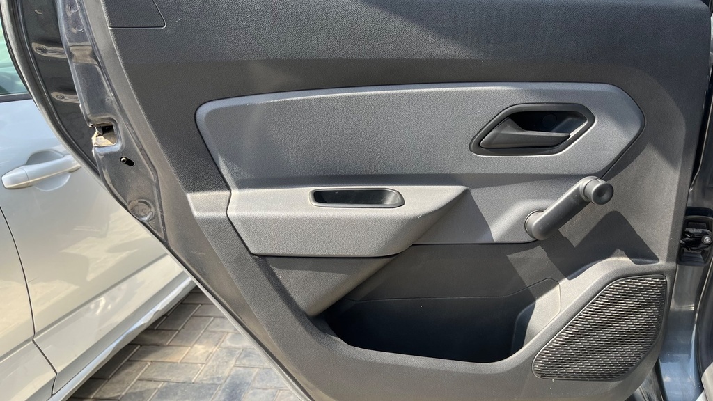 RR L DOOR