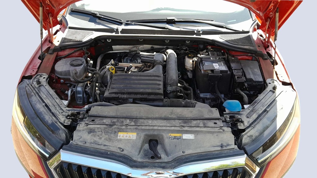 ENGINE COMPARTMENT