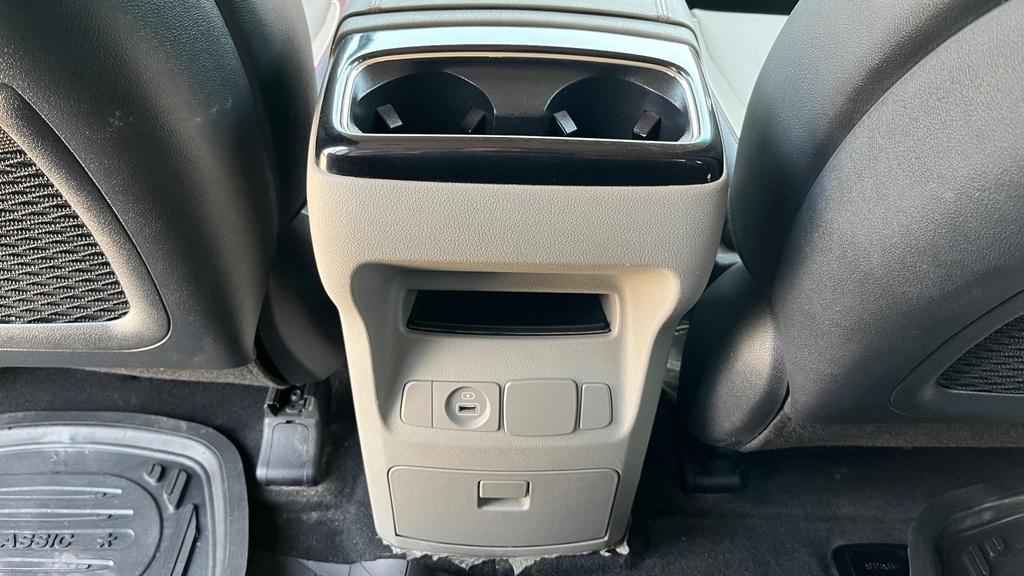 RR AC GRILL