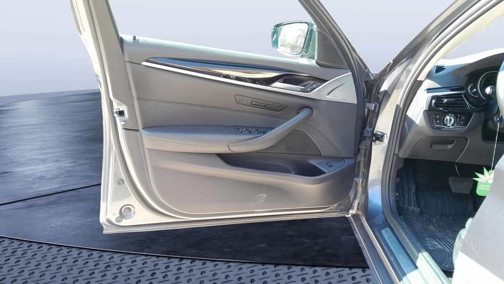 FR L DOOR