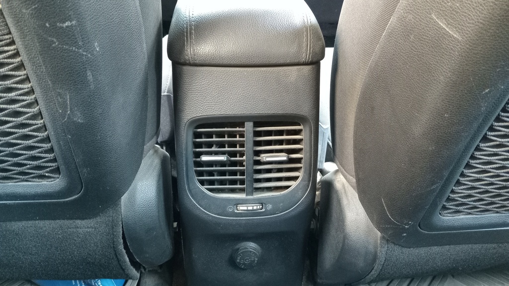 RR AC GRILL