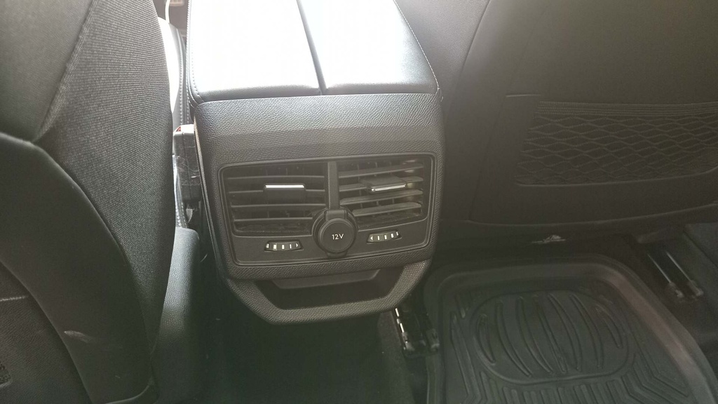 RR AC GRILL