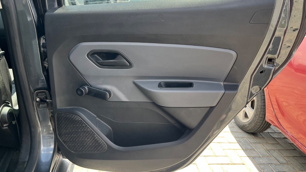 RR R DOOR