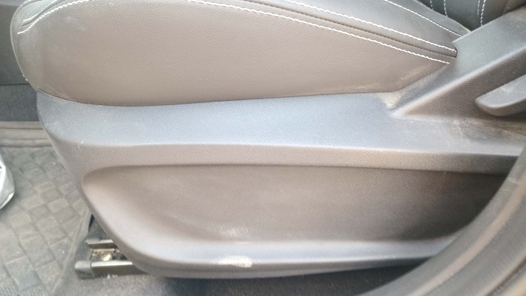 DRIVER SEAT SWITCHES