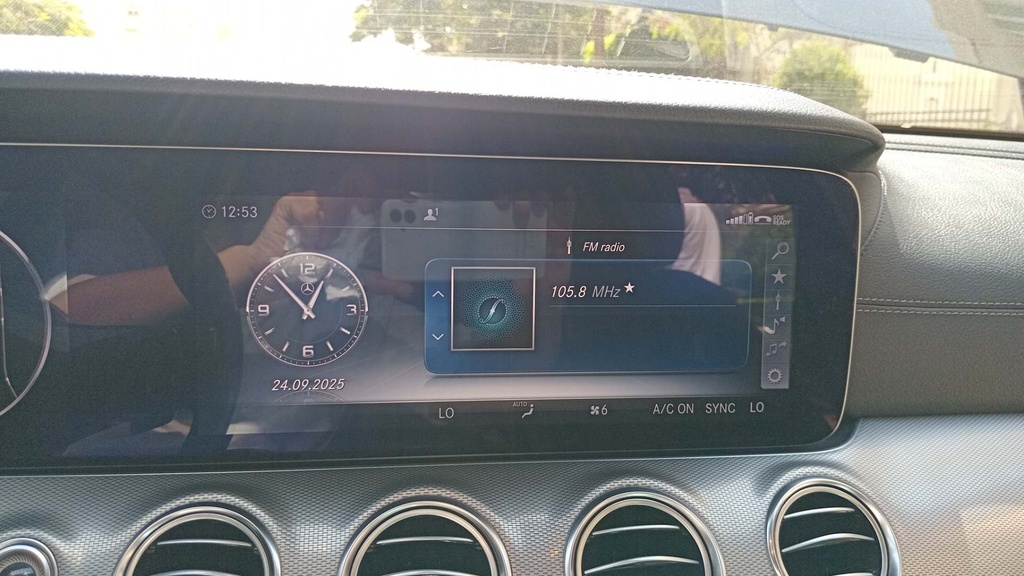 MULTIMEDIA SCREEN