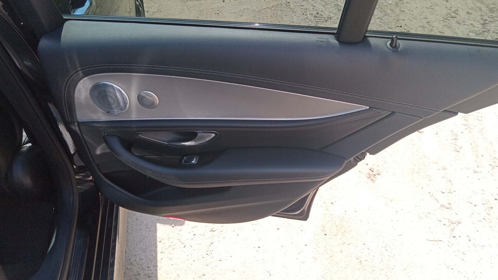 RR R DOOR