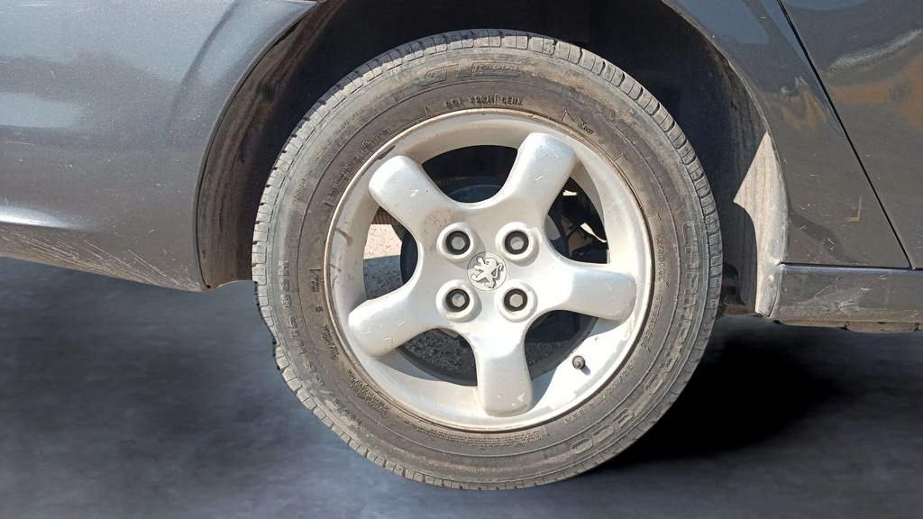 RR R TIRE