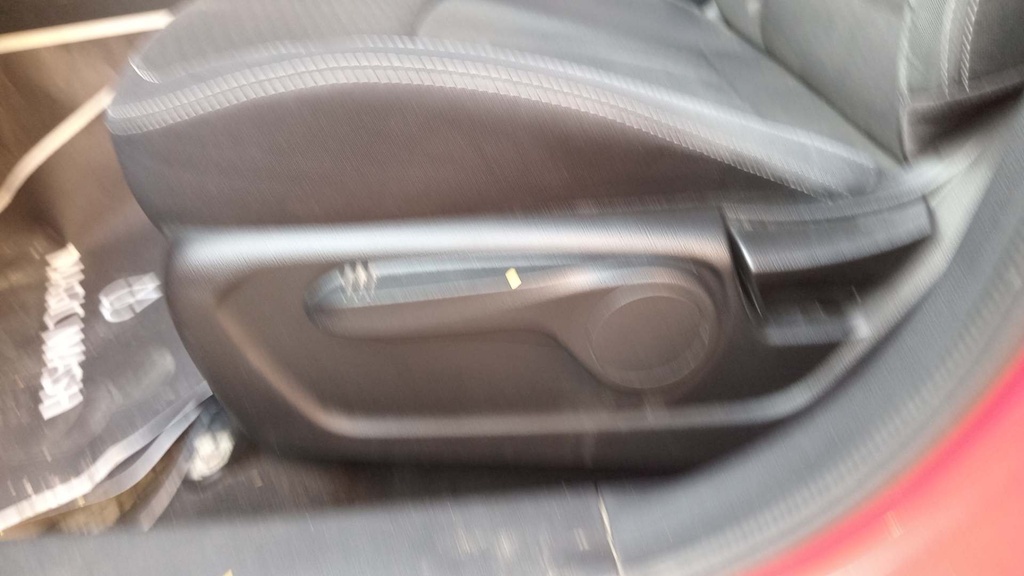 DRIVER SEAT SWITCHES