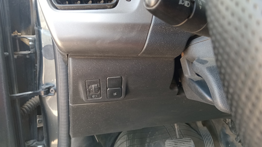 LIGHT SWITCHES