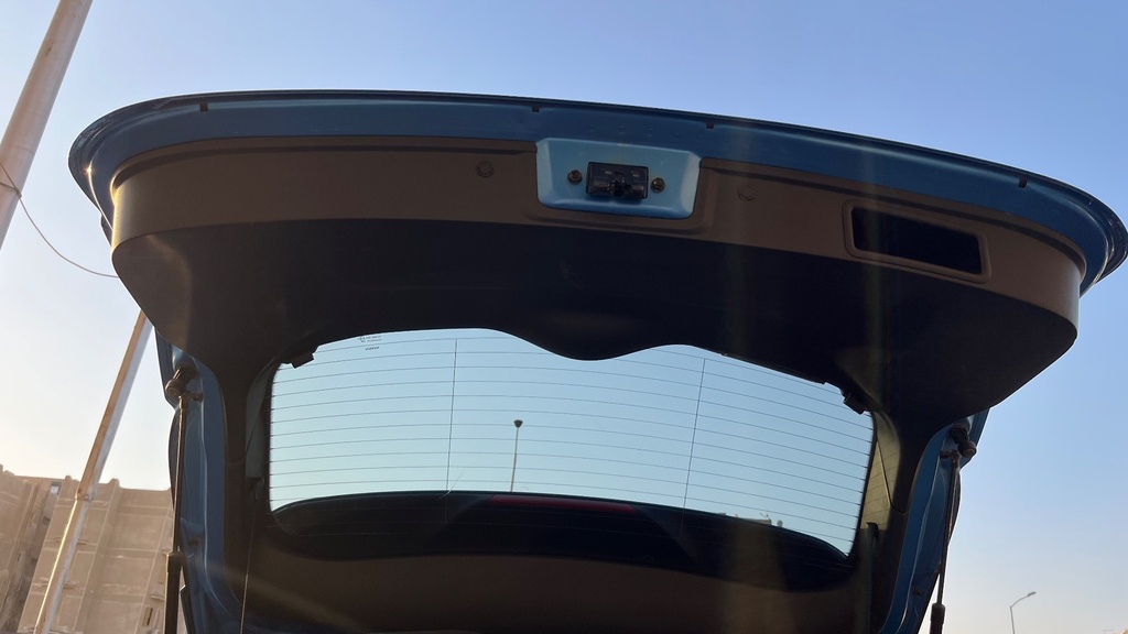 TRUNK HOOD