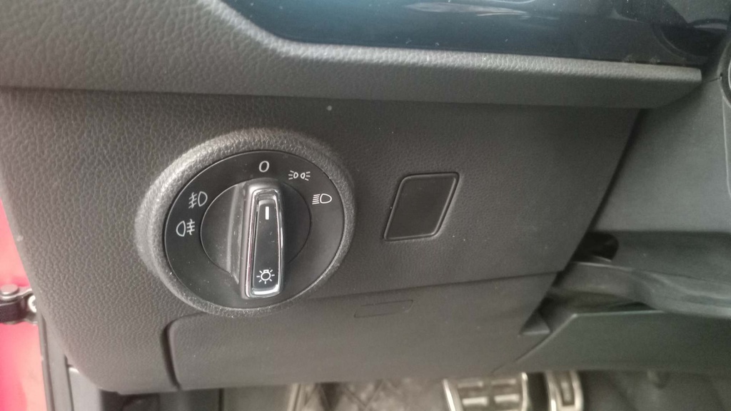 LIGHT SWITCHES