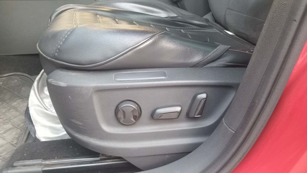 DRIVER SEAT SWITCHES