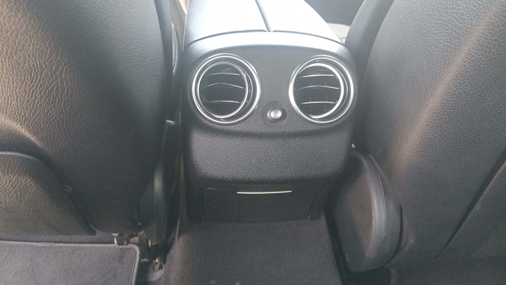 RR AC GRILL