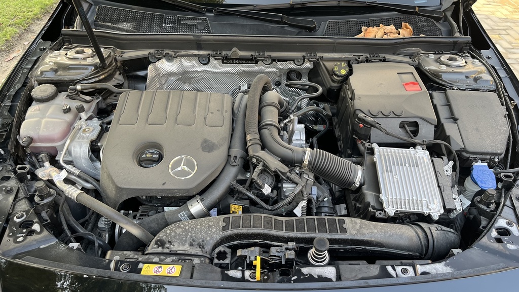 ENGINE COMPARTMENT