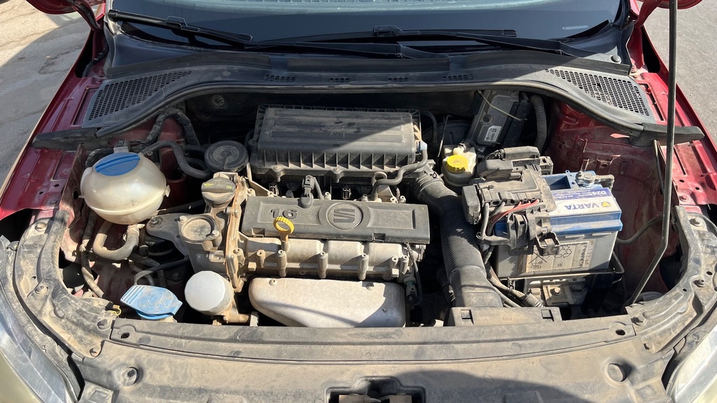 ENGINE COMPARTMENT