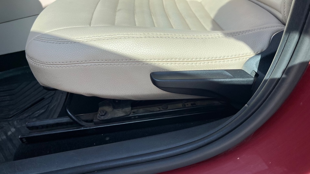 DRIVER SEAT SWITCHES