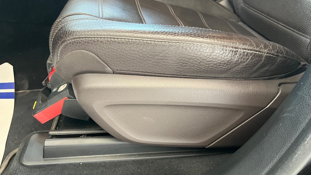 DRIVER SEAT SWITCHES