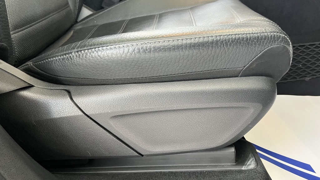 DRIVER SEAT SWITCHES