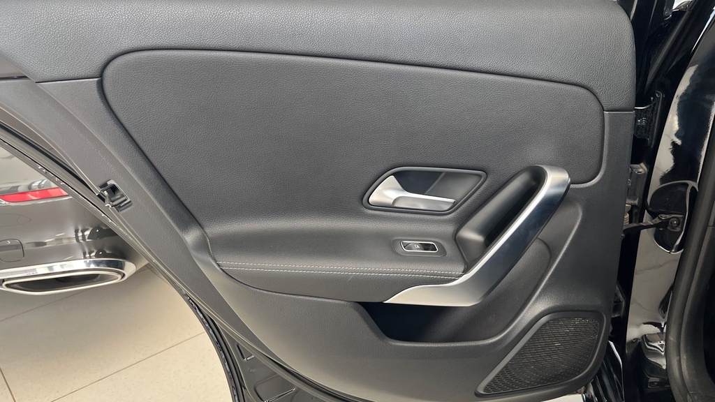 RR L DOOR