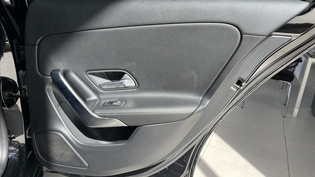 RR R DOOR
