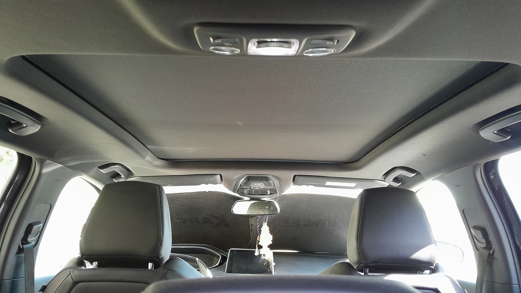 CAR ROOF MAT