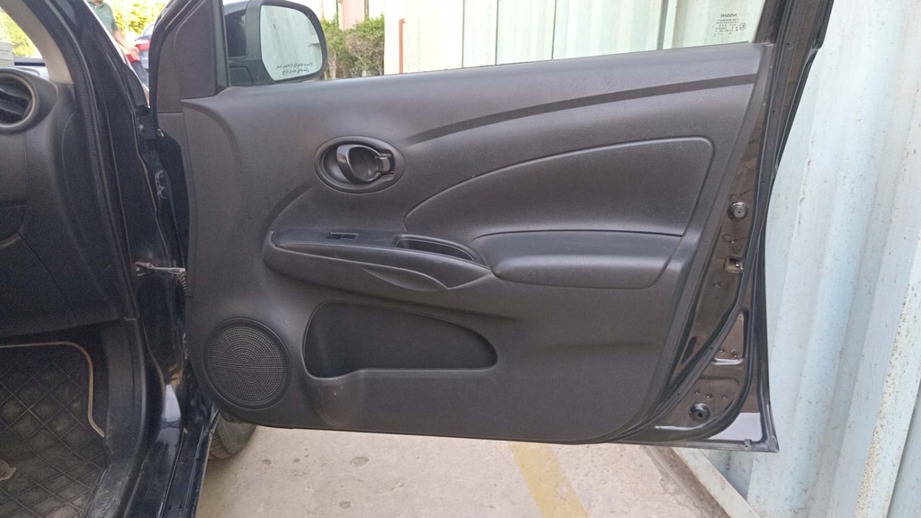 FR R DOOR