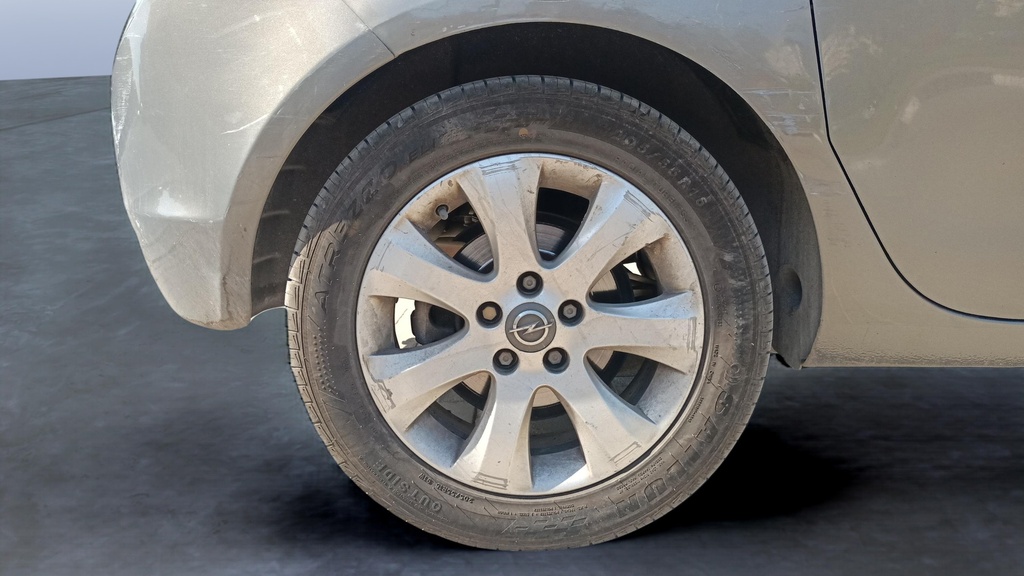 RR R TIRE