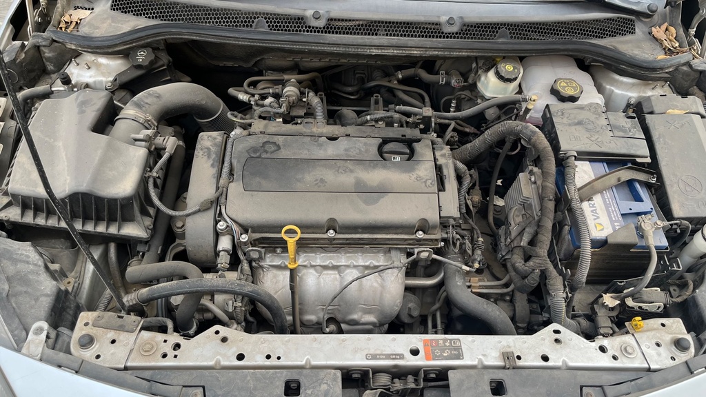 ENGINE COMPARTMENT