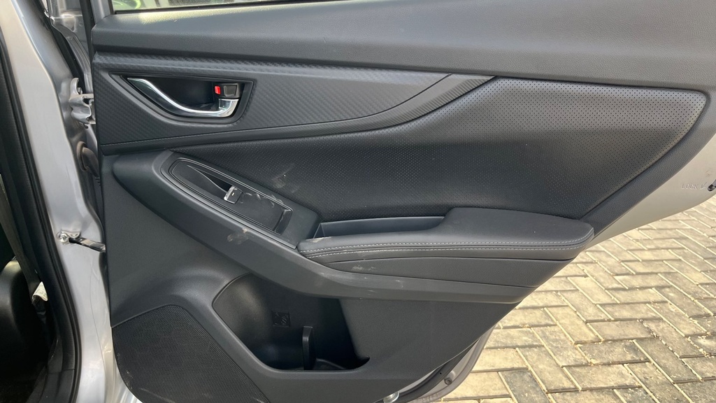 RR R DOOR