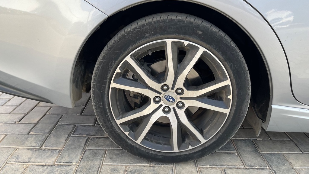 RR R TIRE