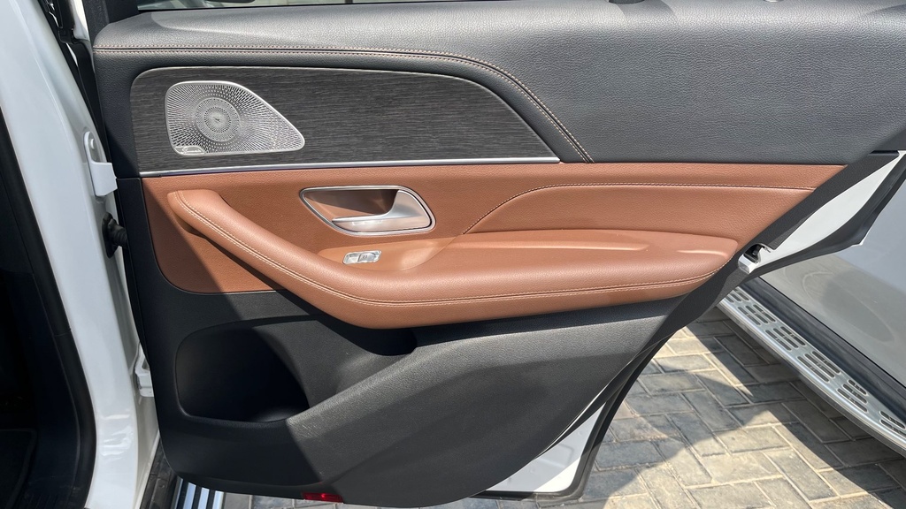 RR R DOOR