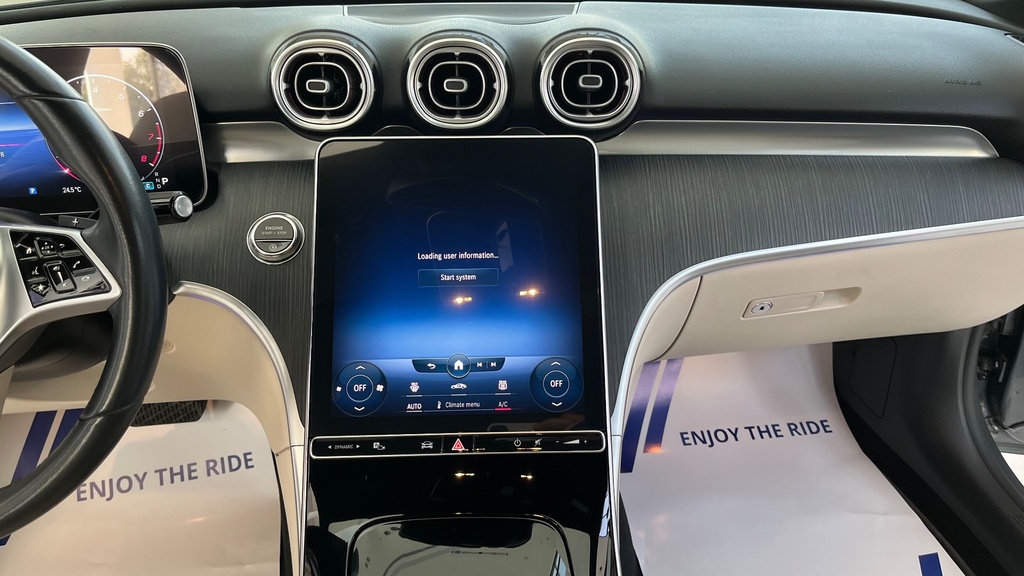 MULTIMEDIA SCREEN