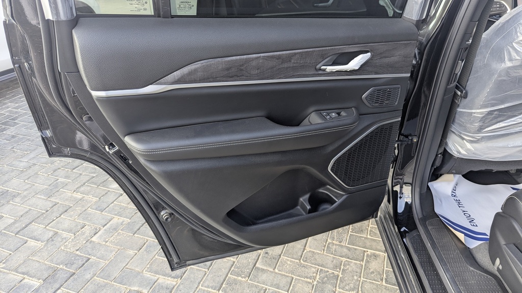 RR L DOOR