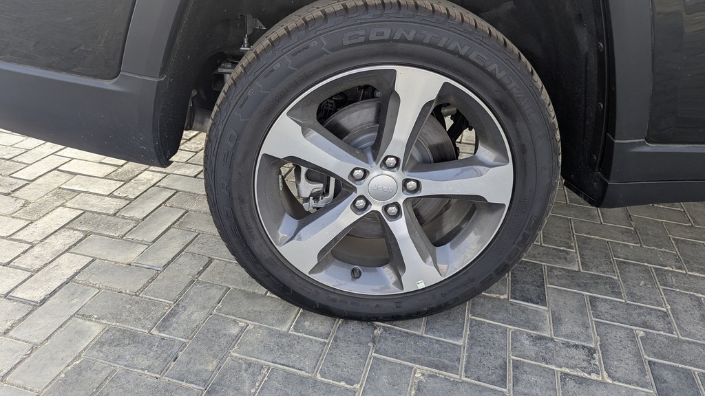 RR R TIRE