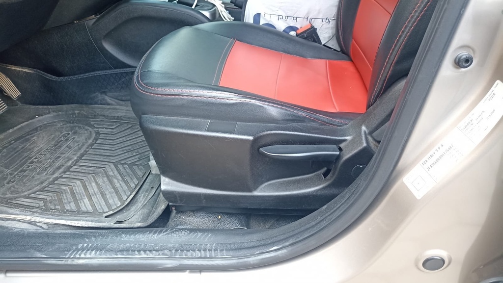 DRIVER SEAT SWITCHES