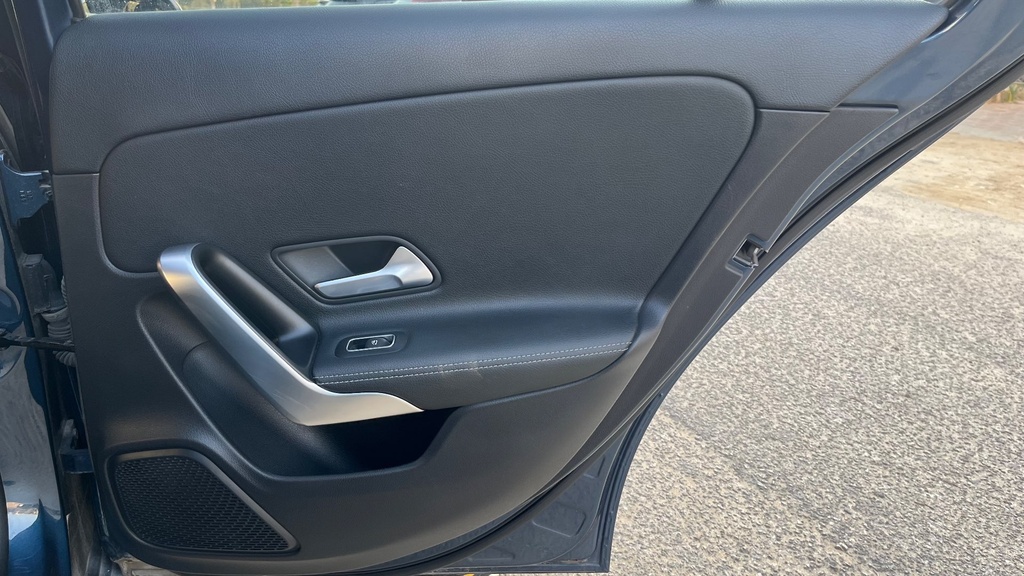 RR R DOOR