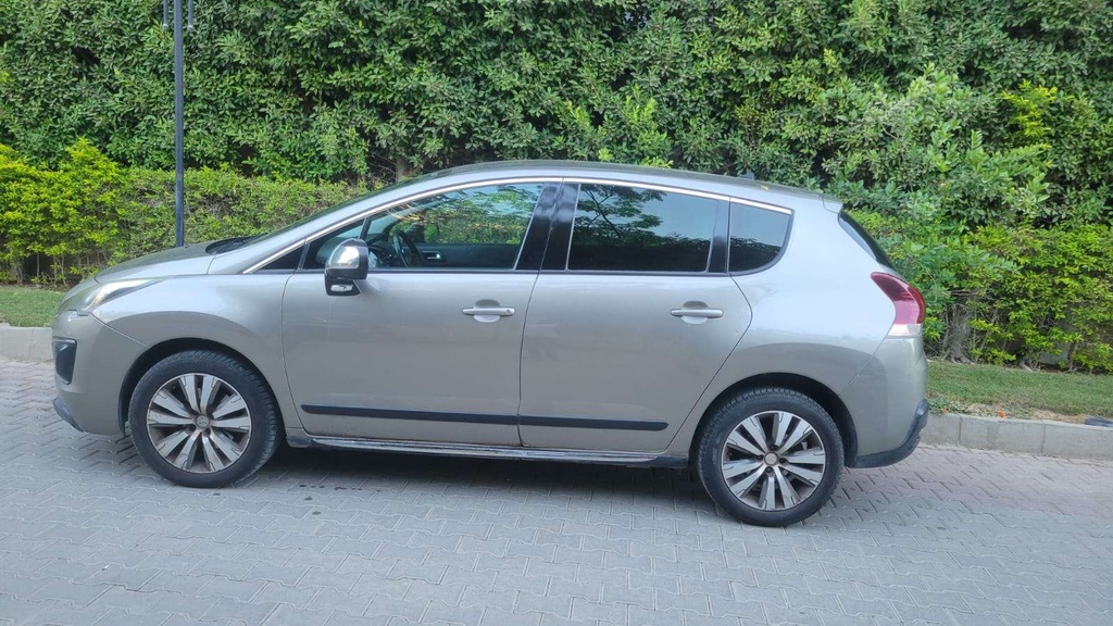 WhatsApp Image 2025-10-26 at 3.23.29 PM (4).jpg