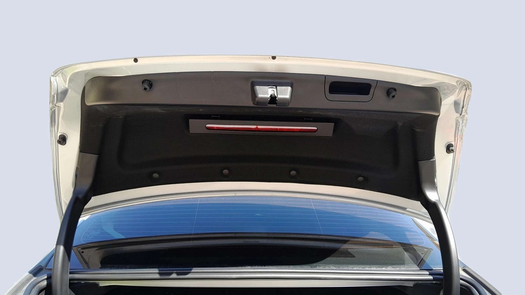 TRUNK HOOD