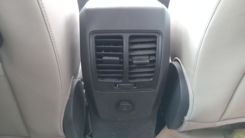 RR AC GRILL