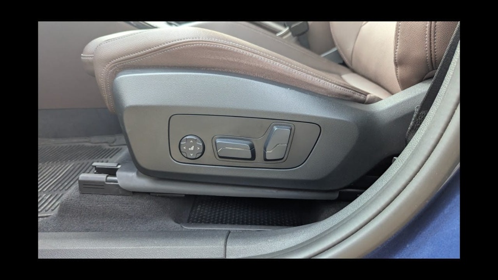 DRIVER SEAT SWITCHES