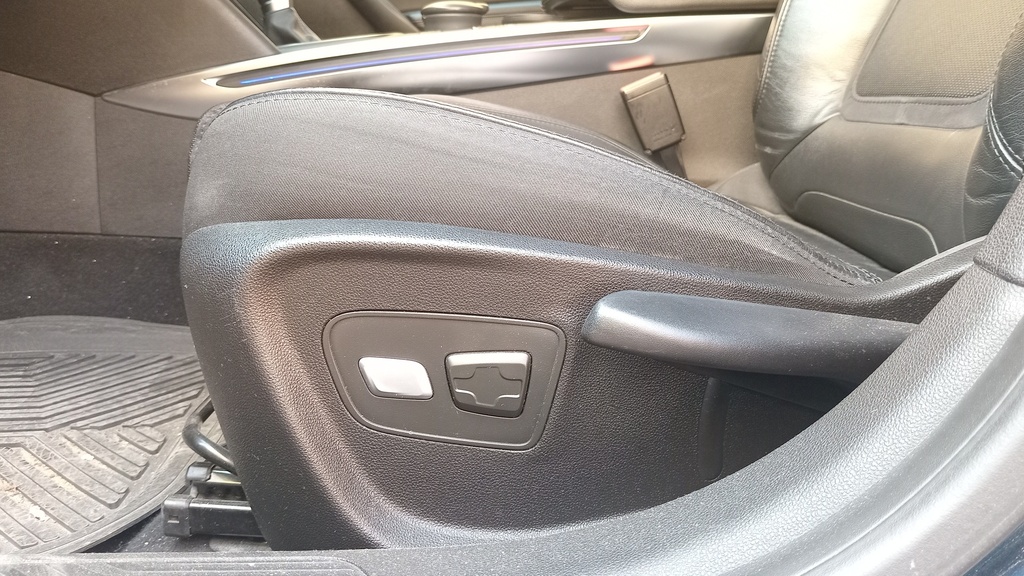DRIVER SEAT SWITCHES