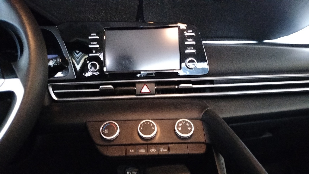 MULTIMEDIA SCREEN