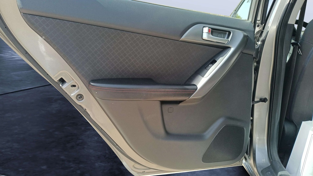 RR L DOOR