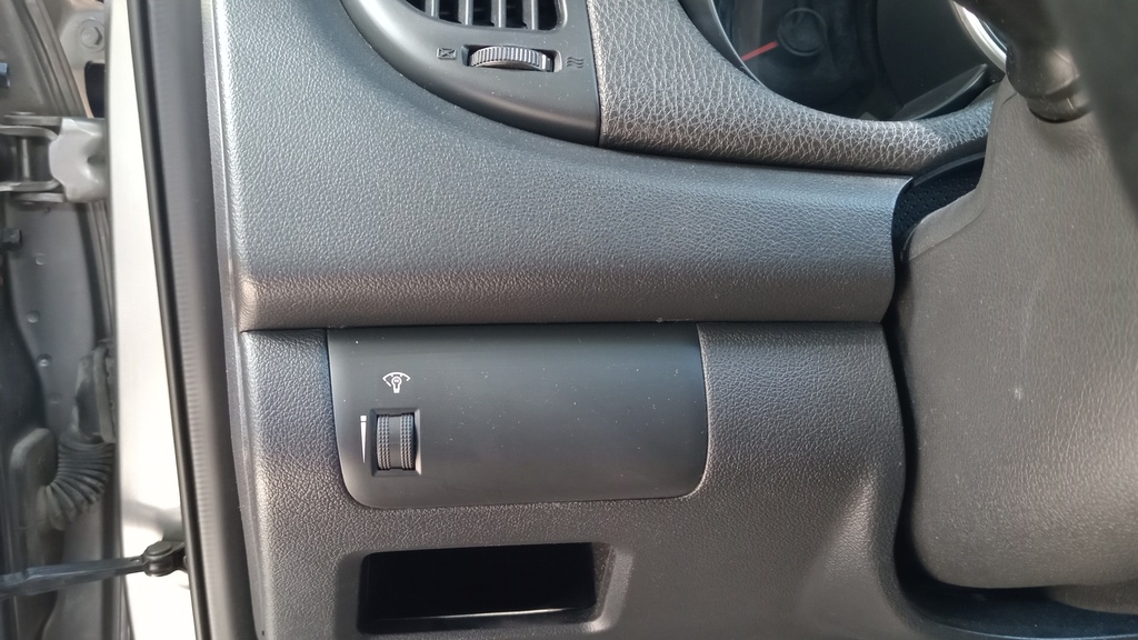 LIGHT SWITCHES