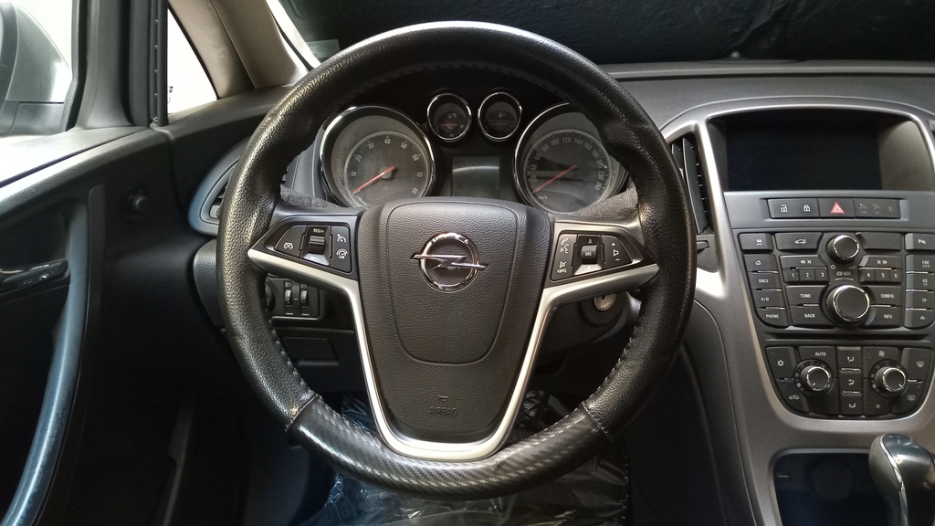 STEERING WHEEL