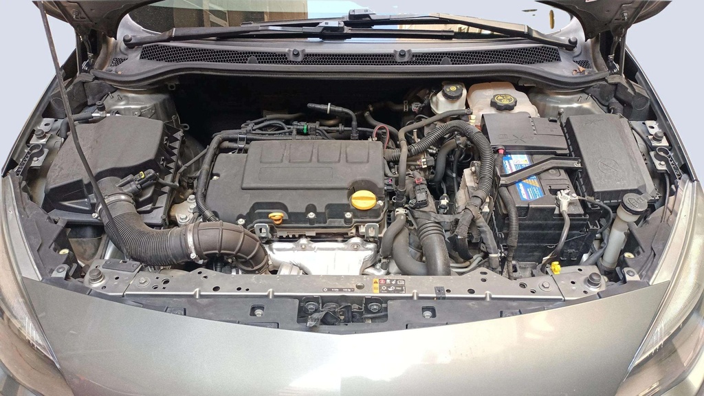 ENGINE COMPARTMENT