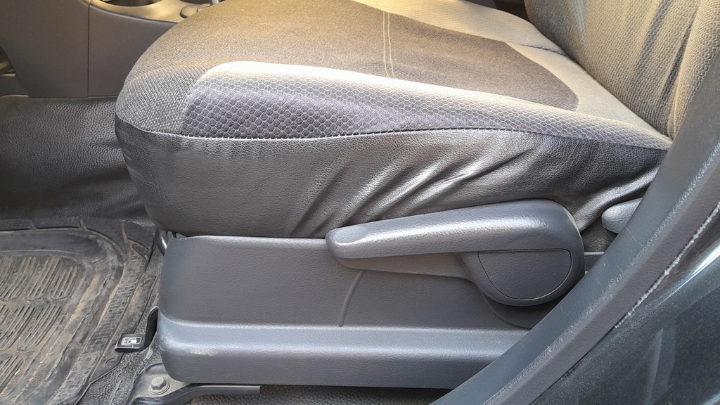 DRIVER SEAT SWITCHES